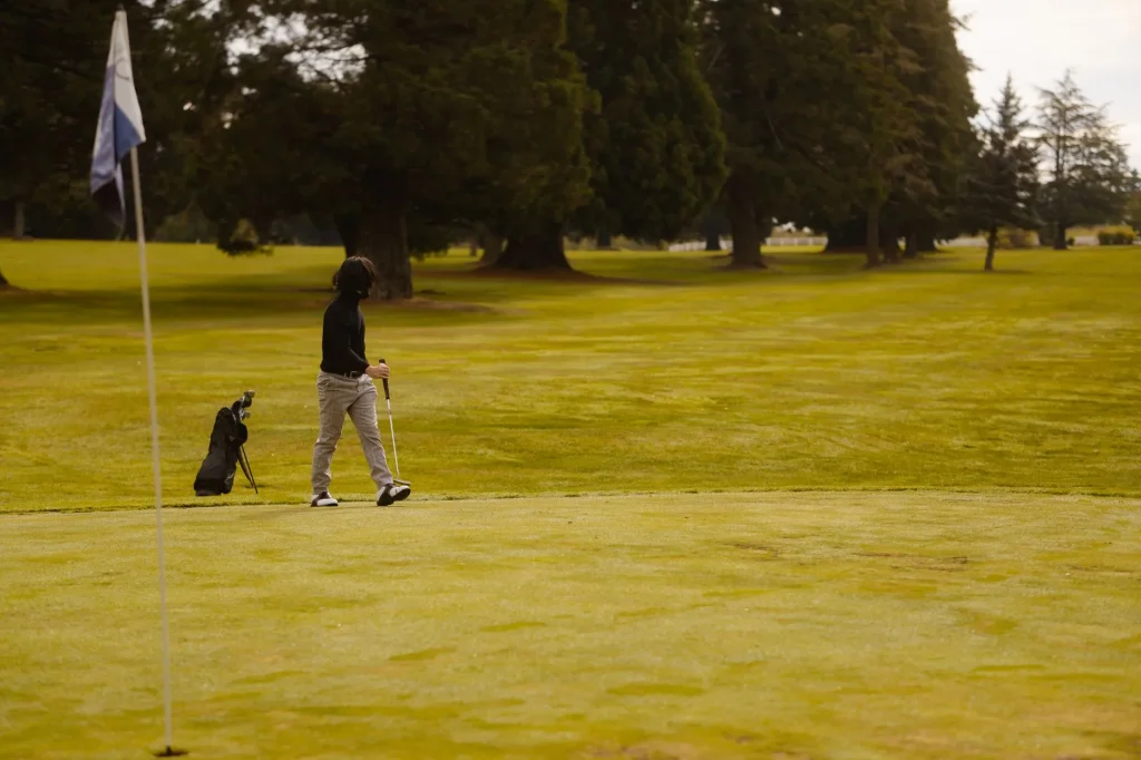 Golfer marking a scorecard for Stableford scoring